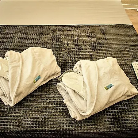 Apartman Ayasofia Hot Tube Jakuzzi 2 Bedrooms And Balcony Luxury