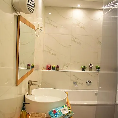 Apartment Ayasofia Hot Tube Jakuzzi 2 Bedrooms And Balcony Luxury